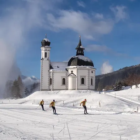 Отель Seespitz Superior - Adults Only Зеефельд в Тироле